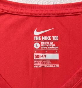 THE NIKE TEE ATHLETIC CUT DRI-FIT RED "SWOOSH" FLY T-SHIRT SIZE LARGE - EUC